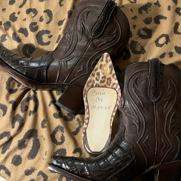 Rujo Anna Chocolate Cayman Tail Boots - Picture 2 of 5